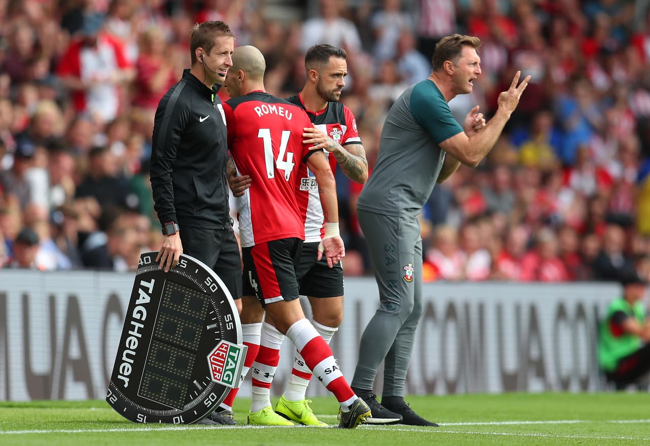 El Liverpool venció 2-1 con goles de Firmino y Mané al Southampton.
