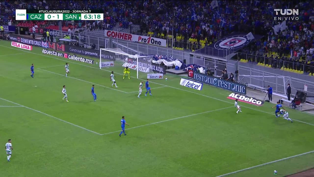 ¡GOOOL! Ignacio Rivero anota para Cruz Azul.