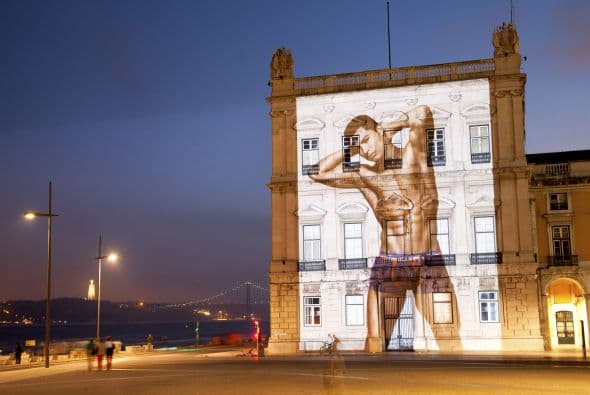 El delantero portugués lanzó su linea de ropa llamada, 'CR7 Underwear', en las principales ciudades del mundo.