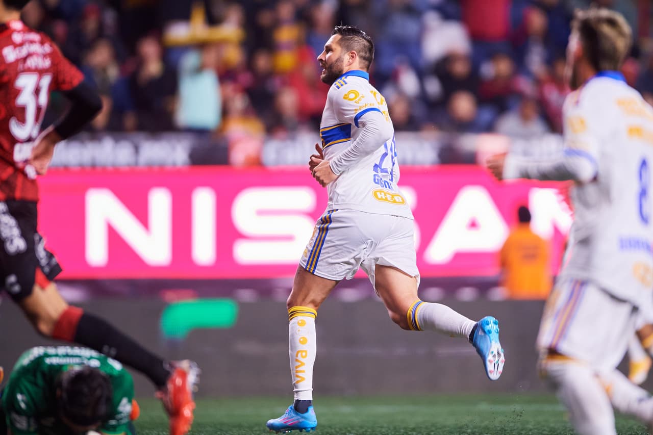 André-Pierre Gignac rescató un punto para Tigres frente a Xolos en la Jornada 3 y así mantenerse en la cima del torneo.Tijuana abrió el marcador temprano en el partido, al minuto 3, con gol de Alexis Canelo. La ventaja duró hasta el 60’ cuando Gignac encontró el empate definitivo.
