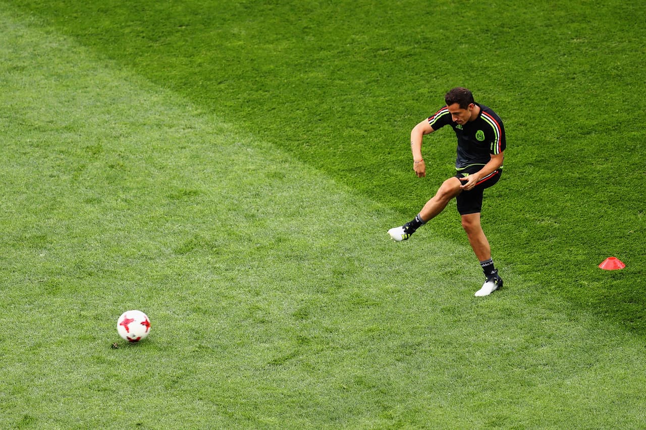 Andrés Guardado será uno de los jugadores claves en el partido, pues por él pasarán las transiciones de defensa a ataque, las mismas que deben ser muy veloces para sorprender a Nueva Zelanda.