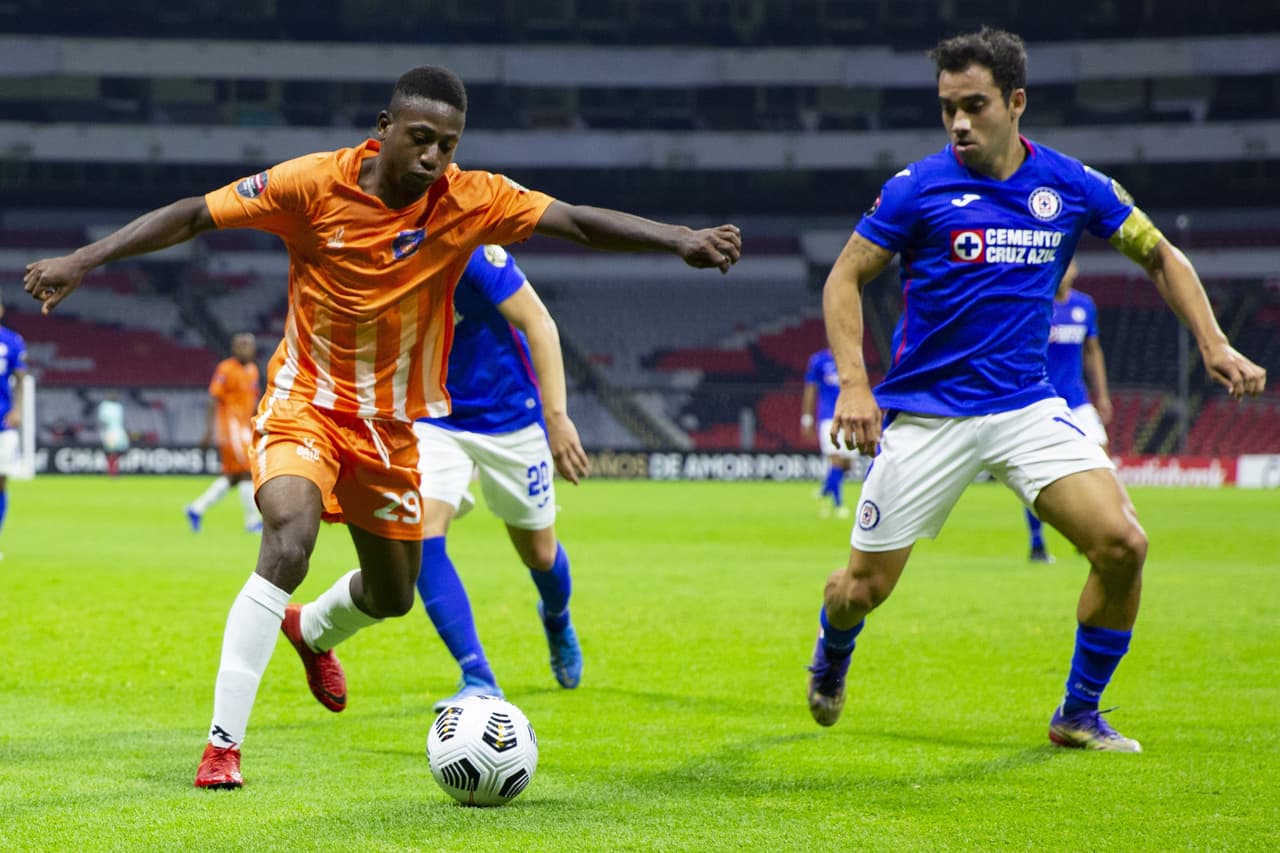 Llueven goles en la capital mexicana y con un marcador de 8-0 a favor, Cruz Azul elimina al Arcahaie de Haití en los octavos de final de la Concacaf Liga de Campeones.