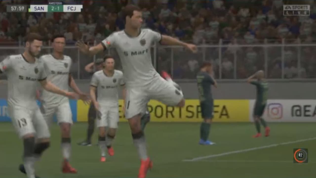 Marco Canales, representante de los Bravos de Juárez cayó 1-3 ante Octavio Rivero comandando a los Santos en el futbol virtual.