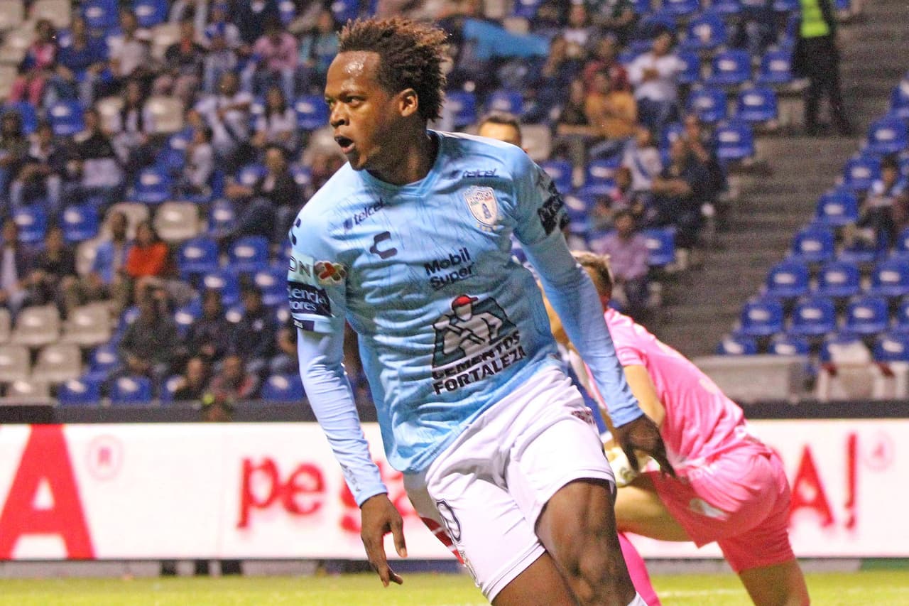 Goles de Guzmán, Ibarra, Hernández y Chávez dieron el primer triunfo del Pachuca de Palermo.