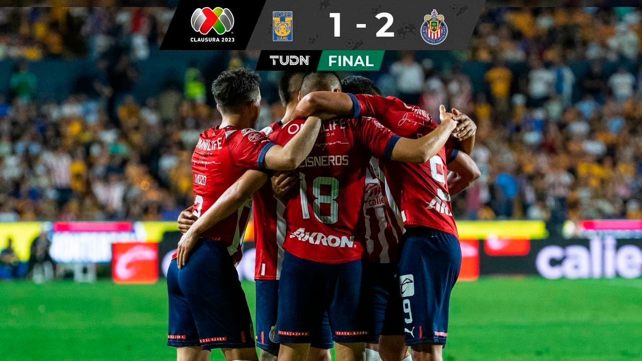 Tigres 1-2 Chivas Resumen Liga MX: el Guadalajara arruina la invencibilidad de Tigres