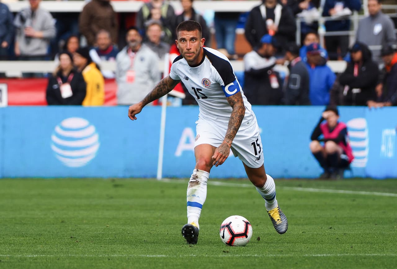 El lateral del Minnesotta United Francisco Calvo fue el capitán de Costa Rica.