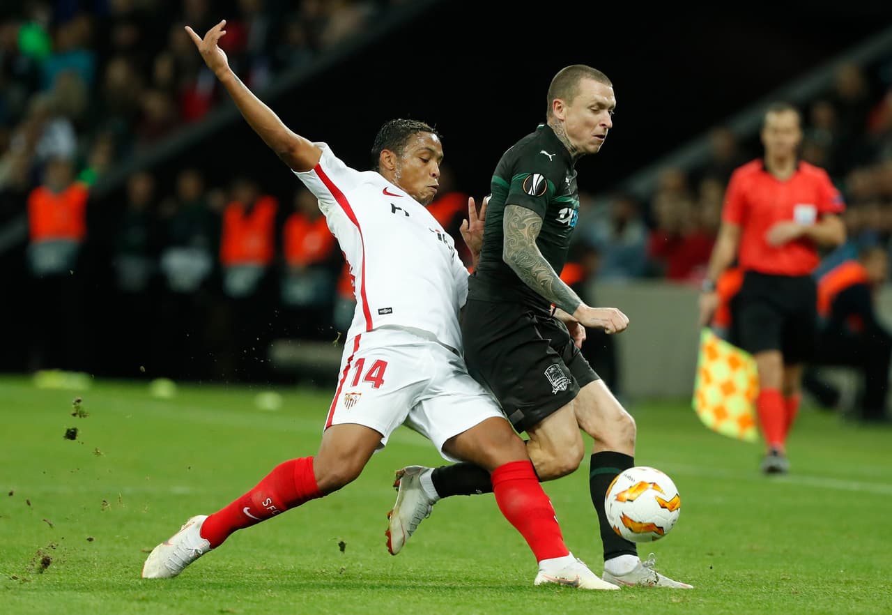 Con el partido 1-0, Muriel tuvo de nuevo una opción de marcar pero su cabezazo no tuvo tan buena ubicación y el portero local se colgó de la pelota.