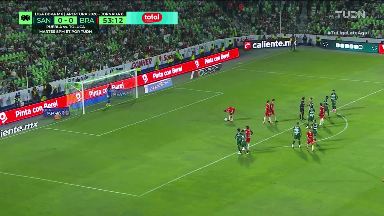 ¡GOL!  anota para FC Juárez. Óscar Estupiñán