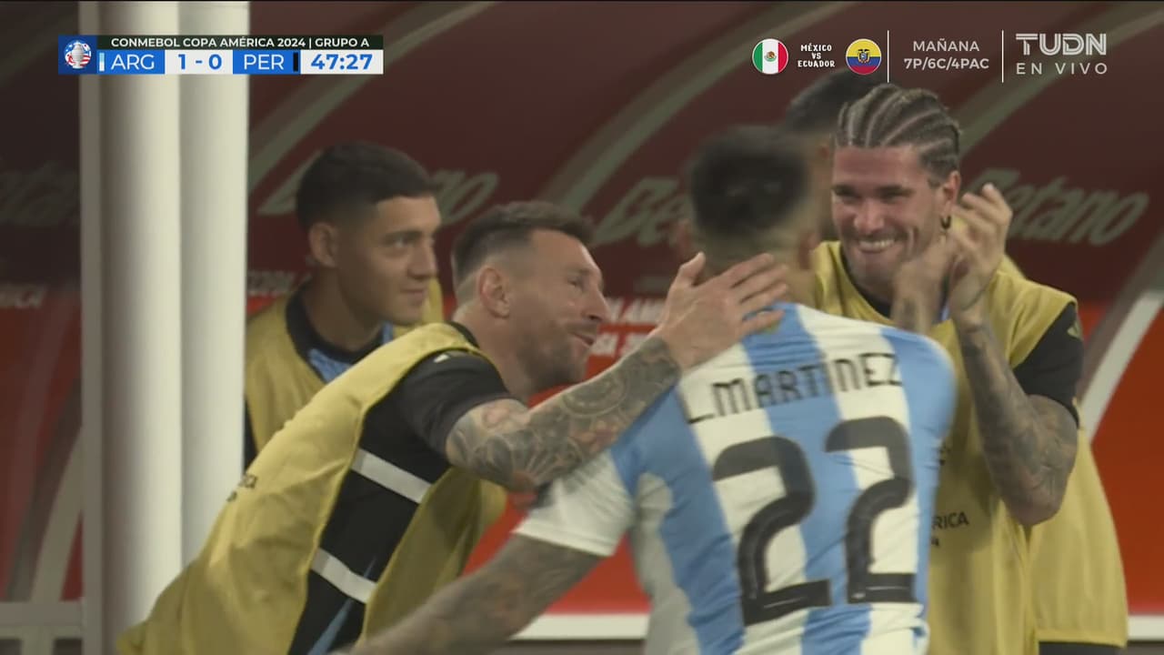 ¡Gol de Argentina! Picadita de Lautaro sobre Gallese para el 1-0