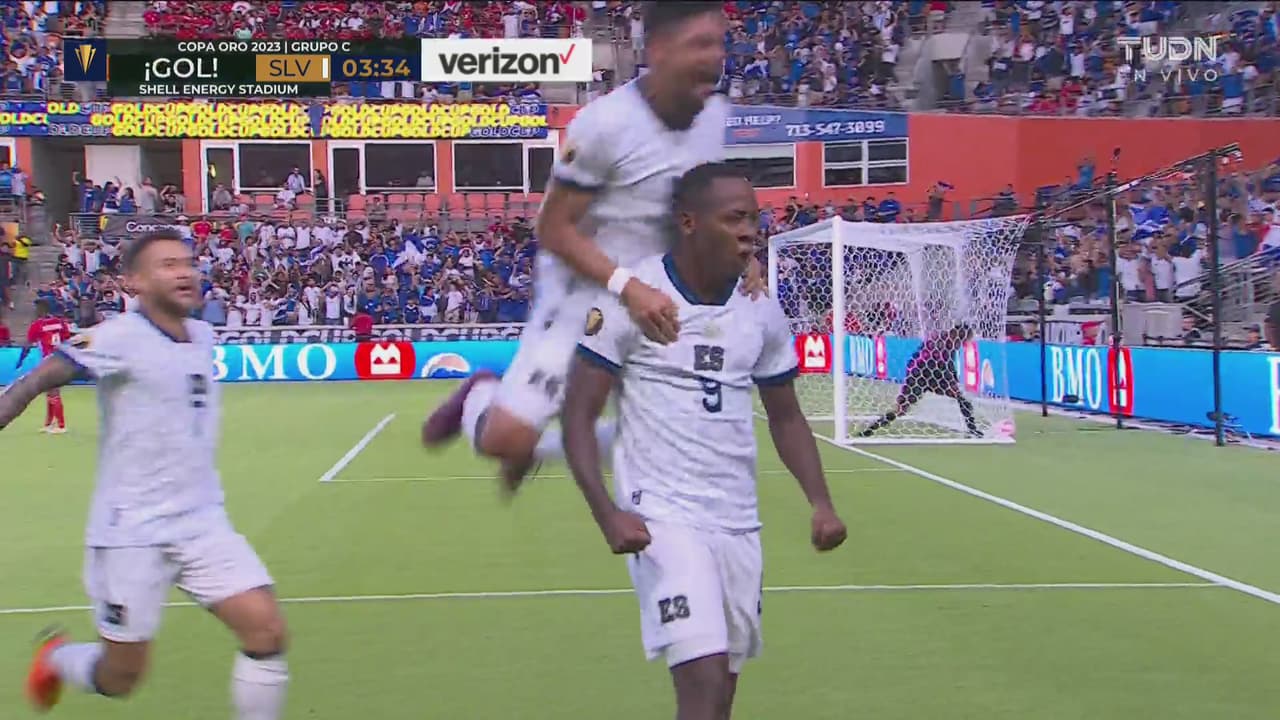 ¡El Salvador toma ventaja! Brayan Gil escapa y pone el 1-0