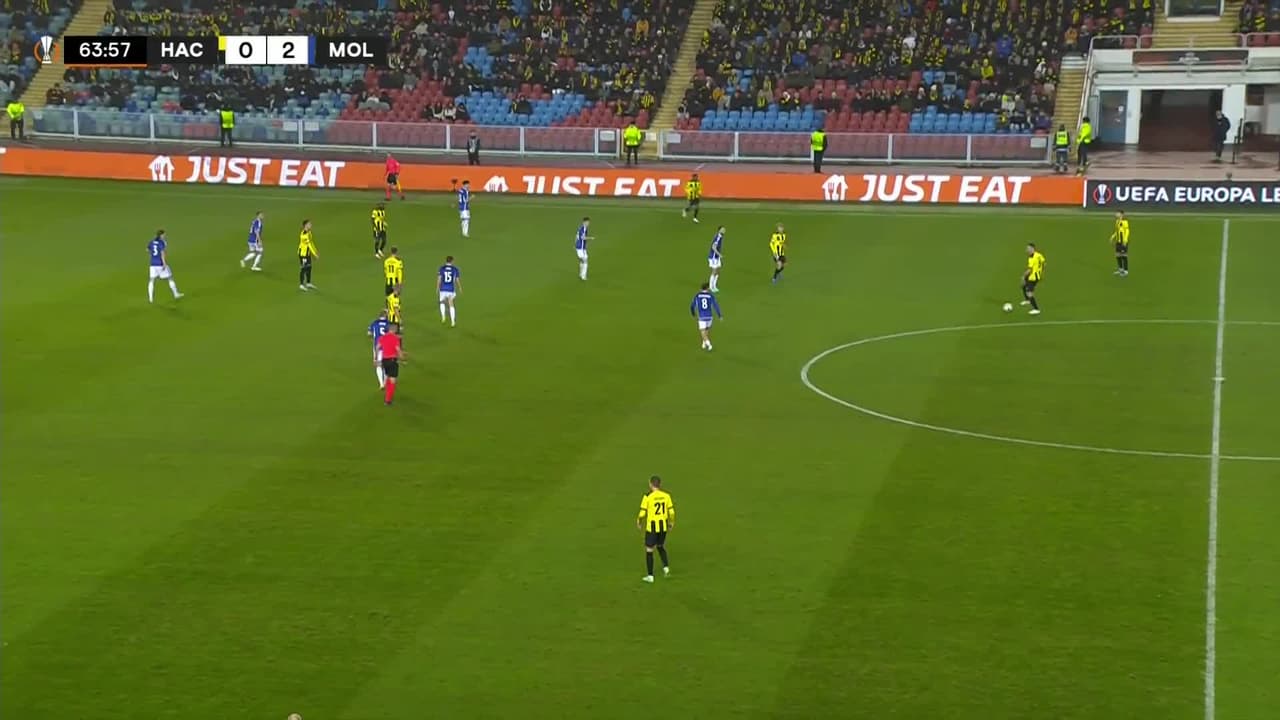 ¡GOL!  anota para BK Häcken. Srdan Hrstic