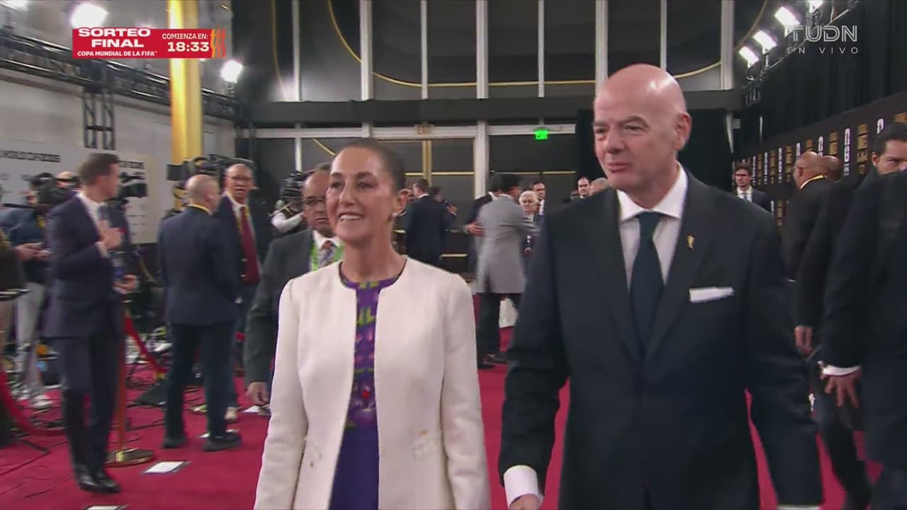 Sorteo Mundial 2026: Claudia Sheinbaum aparece en la alfombra roja de la FIFA