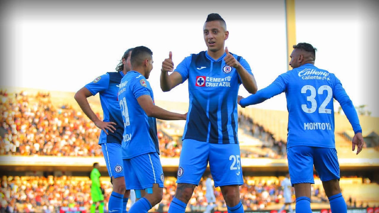 Roberto Alvarado hace el primer 'Hat Trick ' de su carrera