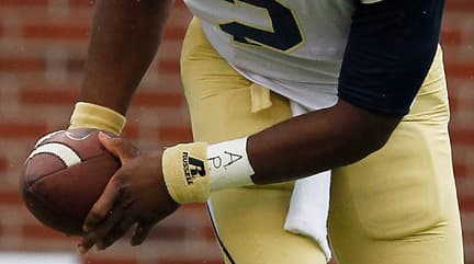 Las siglas 'APU' significa 'Todos los jugadores unidos' y por medio de esta le enviaron el mensaje a quienes manejaban la NCAA.