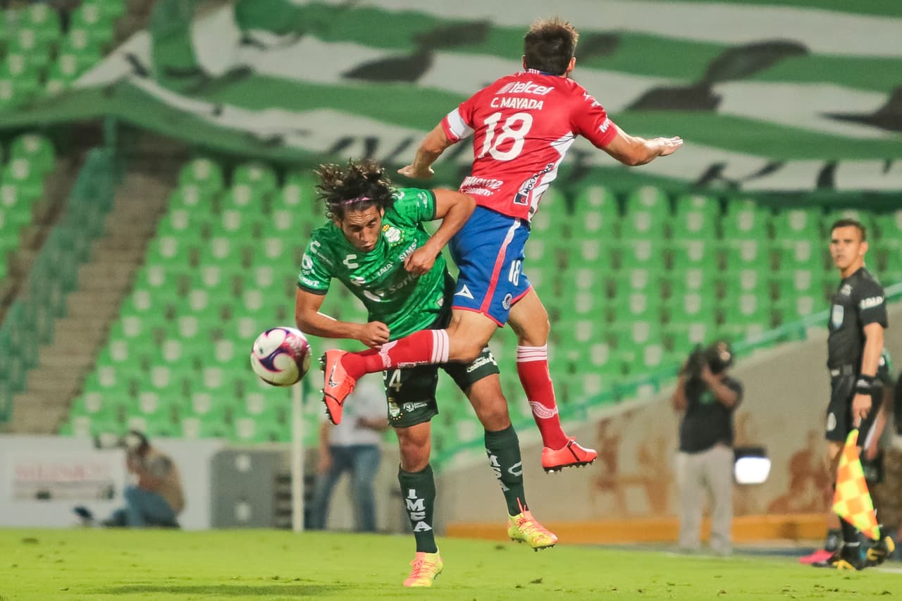 Con goles de Julio Furch y Gael Sandoval, los Guerreros consiguen tres importantes puntos y superan a al Rebaño Sagrado en la tabla.