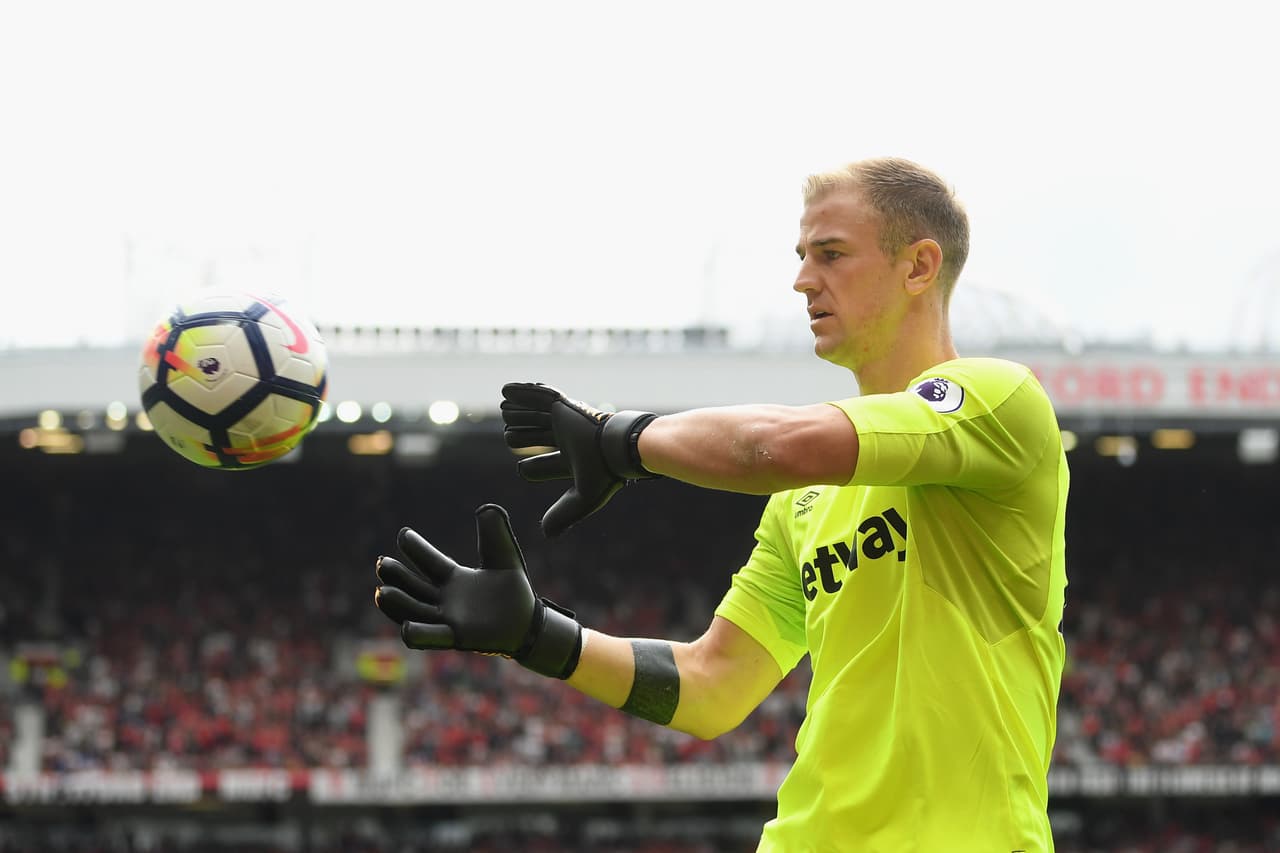 Mientras que Hart, propiedad del Manchester City, rubricaba una jornada poco amigable, aunque no tuvo responsabilidad den los goles del United.