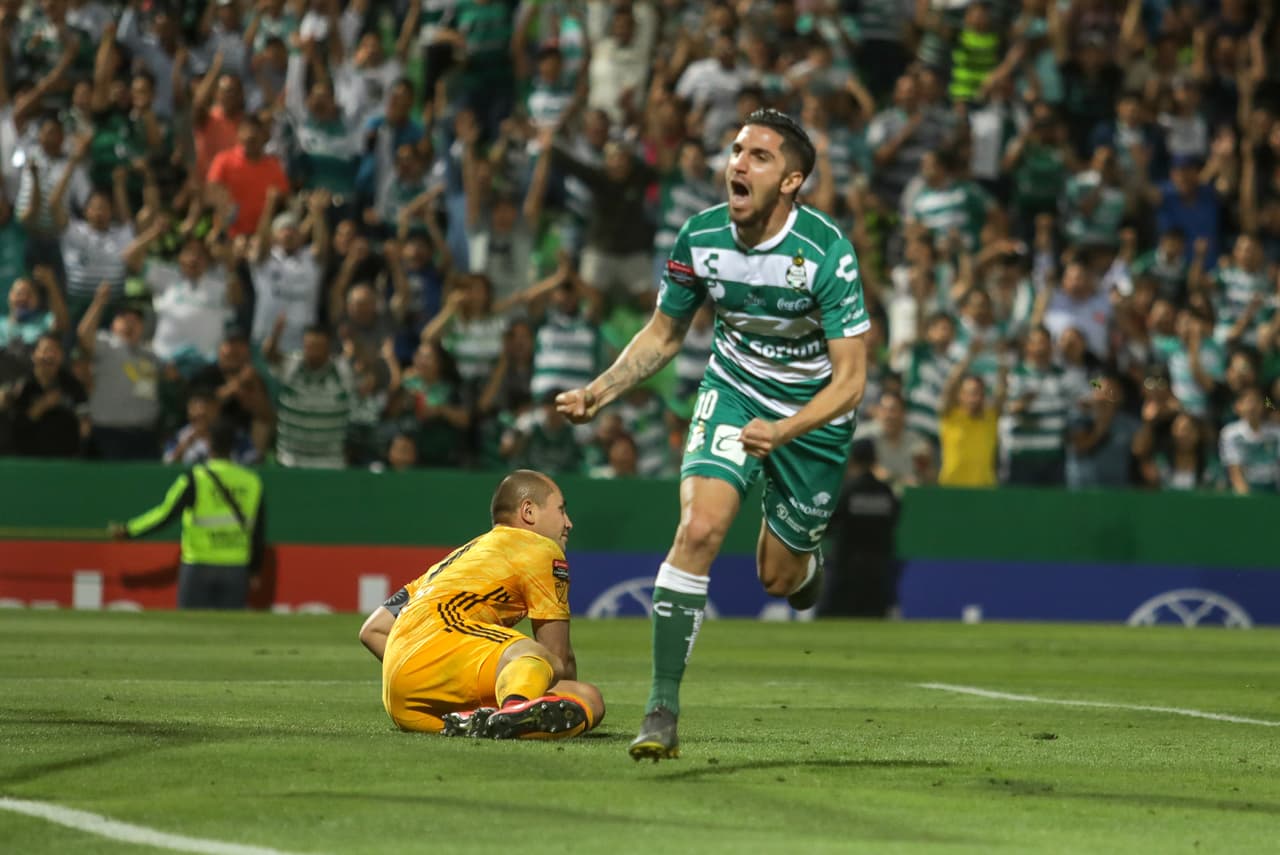 Y a los 79 minutos, ya en un enorme lapso de desconcierto de los Red Bulls, Diego Valdés se encargaría de poner el 3-2 en el cotejo, dándole la vuelta.