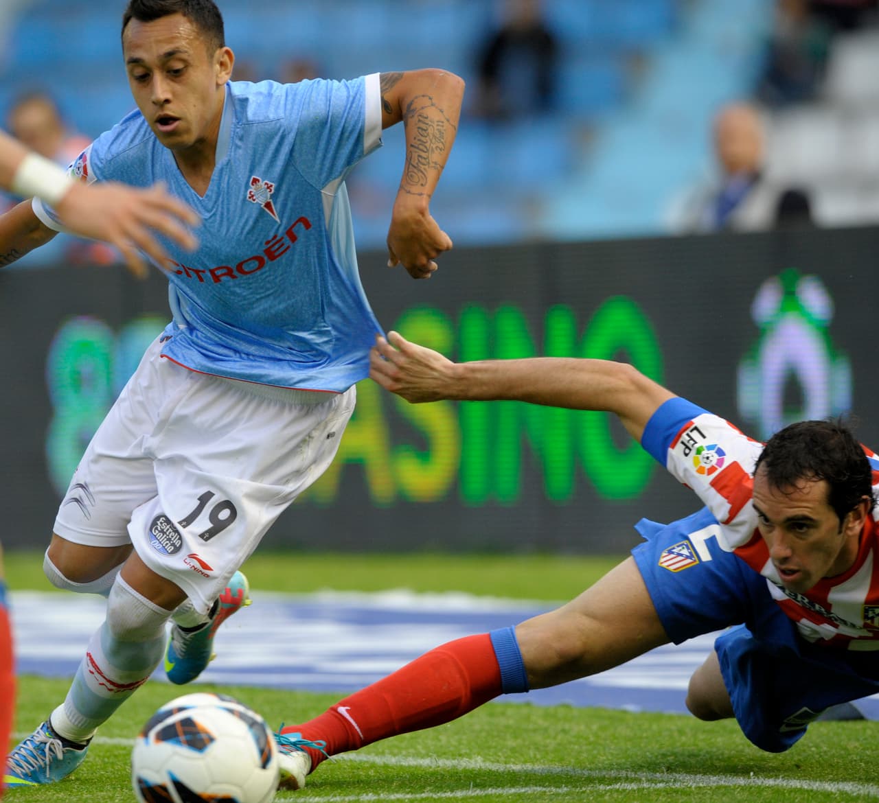 Fabián Orellana se destaca en Celta de Vigo.