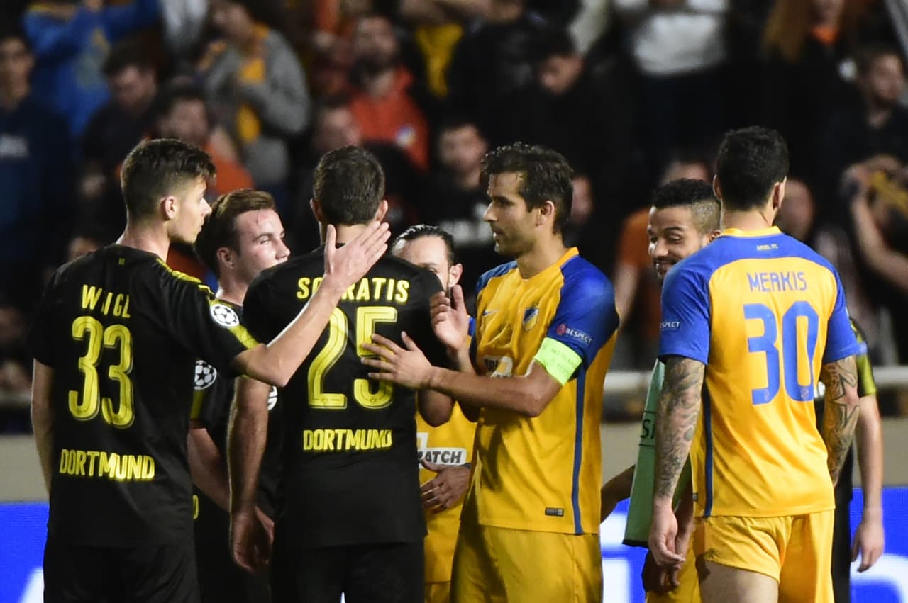 APOEL 1-1 Borussia Dortmund: gran empate del equipo chipriota, que sumó su primer punto en esta edición. Además, complicó al equipo alemán que ahora está a 6 puntos del Real Madrid y el Tottenham en el grupo H.