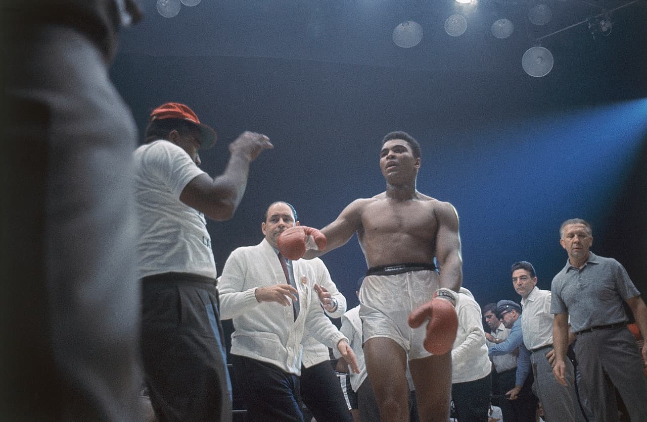 Ese 25 de febrero de 1964 fue el gran paso para forjar la leyenda de Muhammad Alí como figura histórica del boxeo y del deporte mundial.