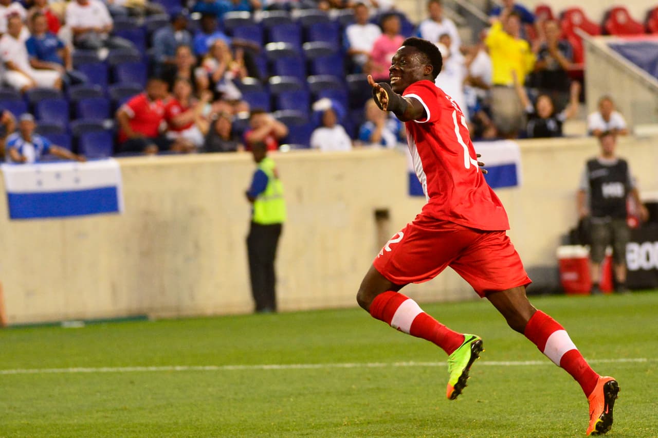 Como si no fuera suficiente, Davies marcó su segundo gol al minuto 40 del segundo tiempo para poner el definitivo 4-2 a favor de Canadá contra Guyana Francesa. Solo un jugador de Congo y uno de Omán habían logrado como Sub-17 marcar doblete con su selección absoluta.