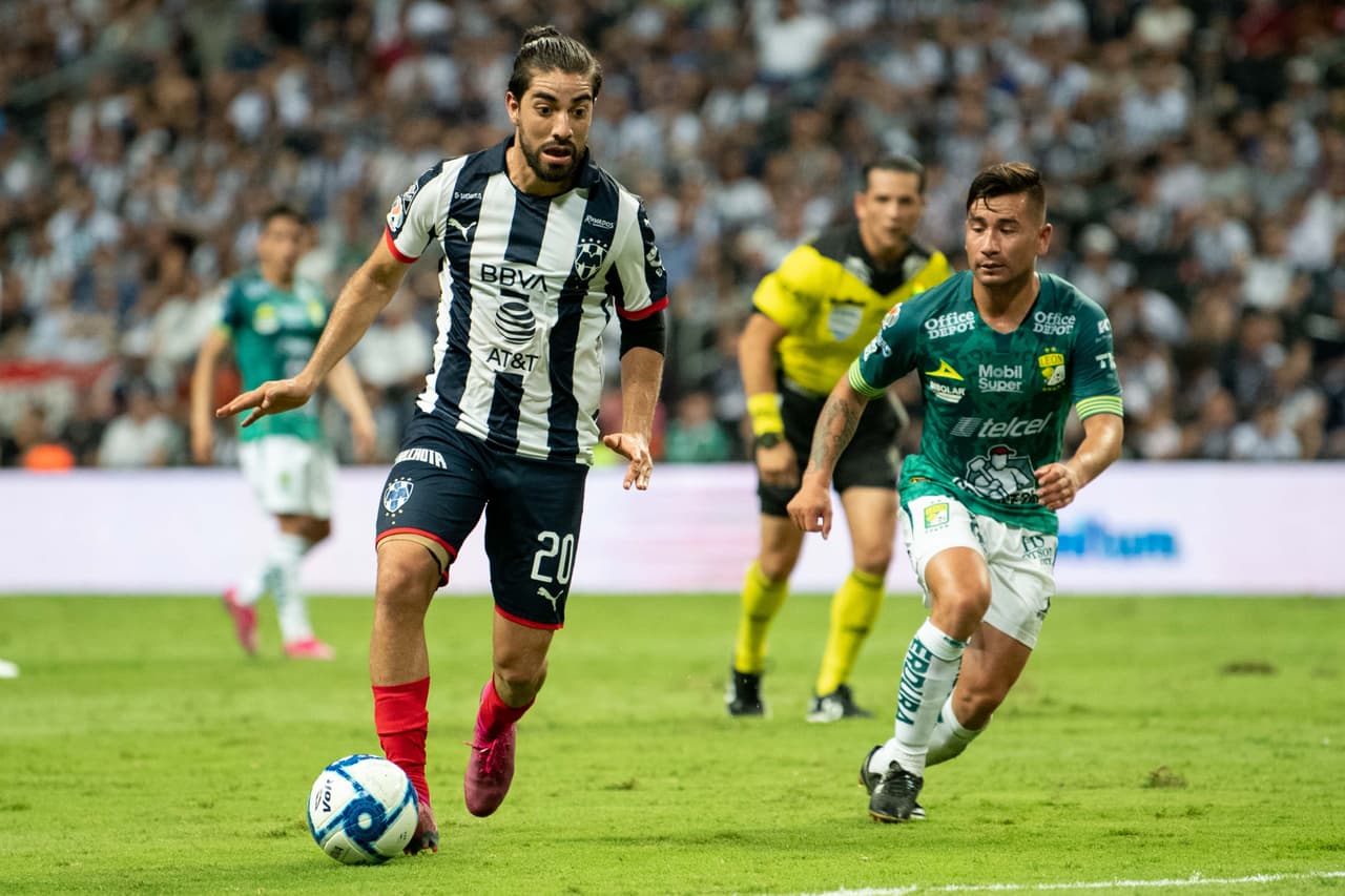 Pero no solamente llegó para revivir a su angustiada afición