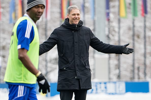 Shoot outs y quitar el fuera de juego como medida para hacer el fútbol más espectacular