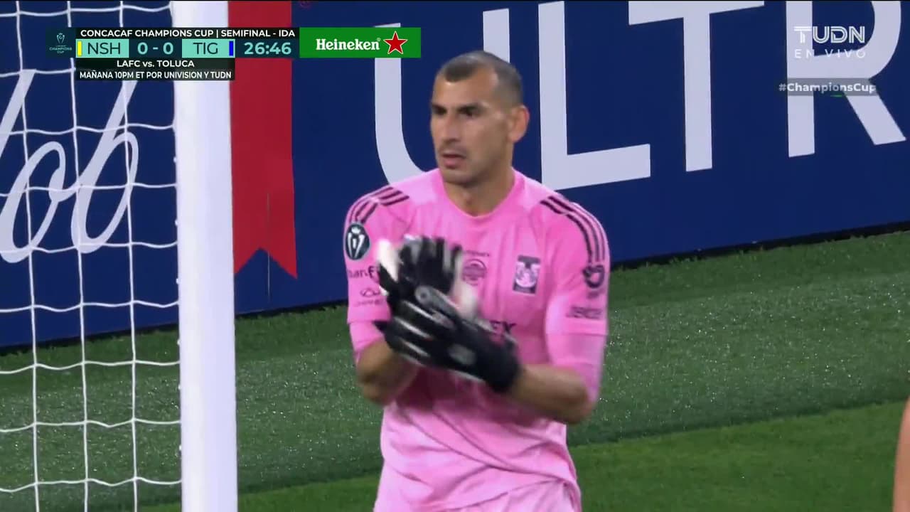¡La atajada imposible de Nahuel Guzmán en el Nashville vs. Tigres!