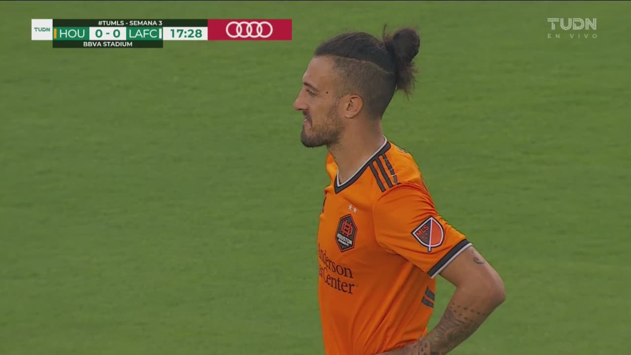 Urruti se queda a centímetros de abrir el marcador ante LAFC