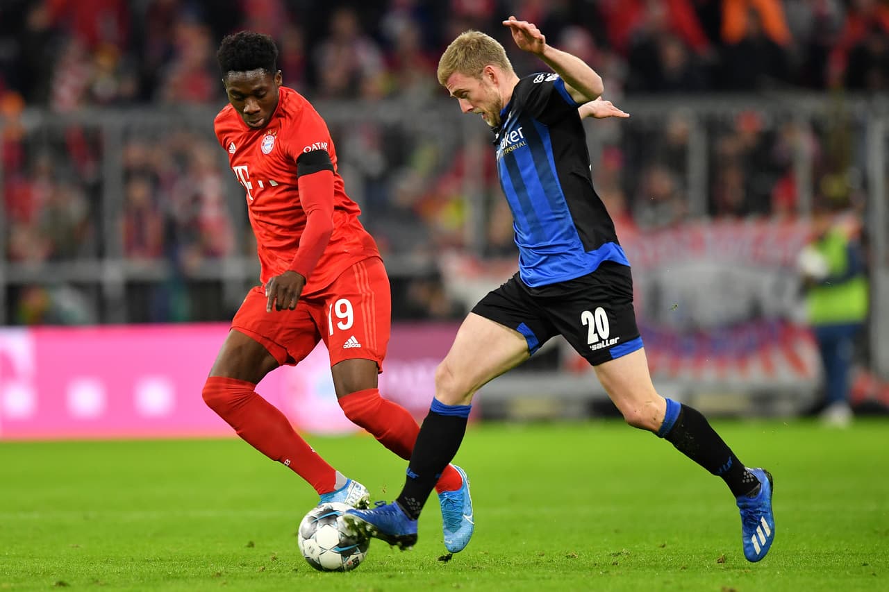 Gnabry (25’) abrió el marcador y Srbeny (44’) empató el partido. Lewandowski apareció para darle vuelta, pero Michel (75’) lo volvería a igualar. Al 88’ Lewandowski anotó el tercero que le dio la victoria a los de casa.