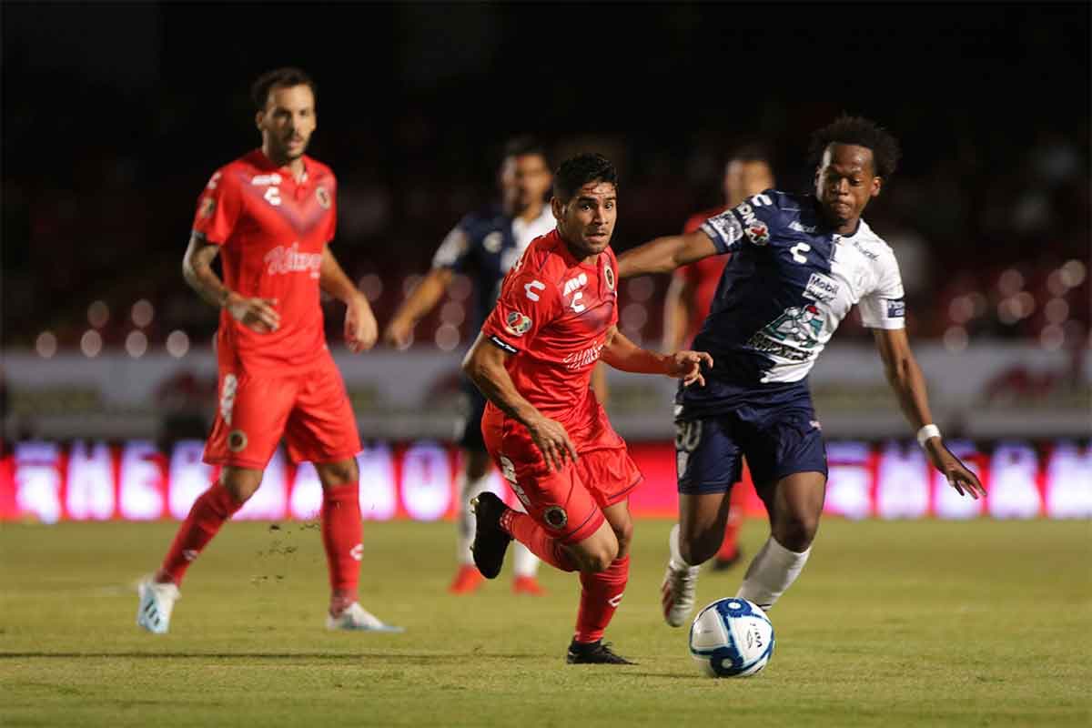 Daniel Villalva tiene la nacionalidad argentina