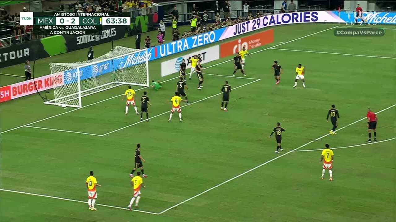 ¡GOL!  anota para Colombia. Jefferson Lerma