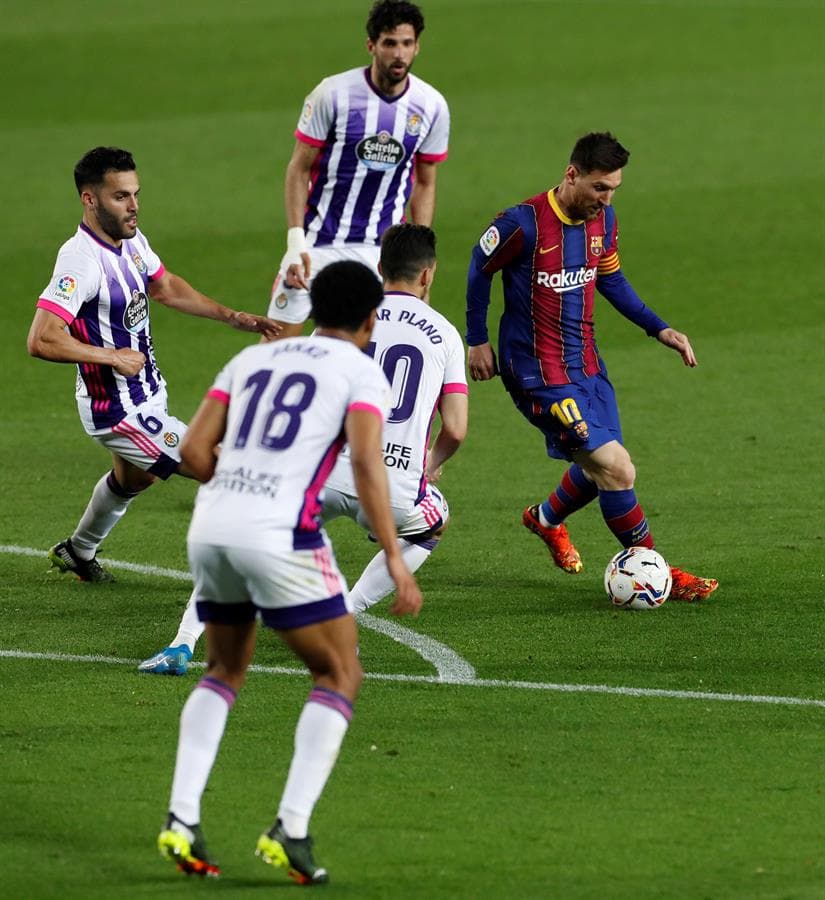 Barcelona salva victoria ante Valladolid 1-0 durante la Jornada 30 de LaLiga. La anotación fue por parte de Ousmane Dembéle y Lionel Messi cumplió 767 partidos en el club culé, convirtiéndose en el jugador con mayor cantidad de partidos en toda la historia y fue homenajeado por su equipo.