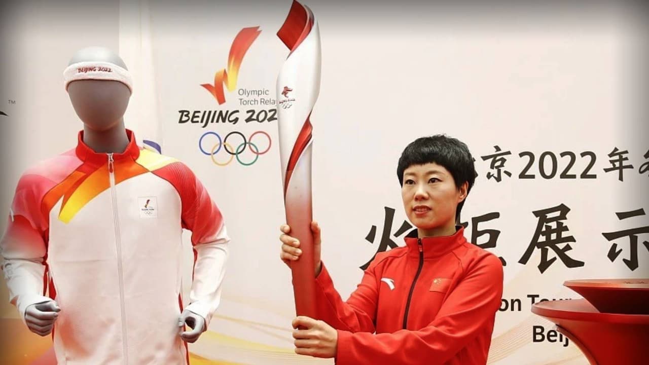 Presentan la antorcha para los Juegos Olímpicos de Invierno