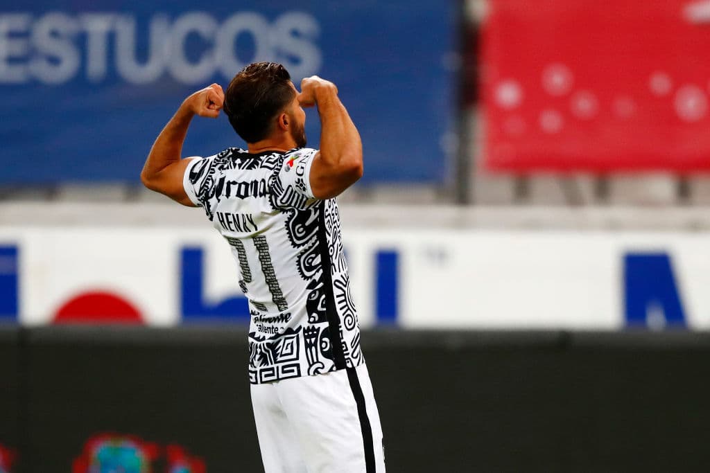 Tras la expulsión de Angulo (26’), los rojinegros jugaron con 10 hombres gran parte del cotejo. Henry Martin (39’) abrió el marcador desde el manchón penal. Hacia el final del juego, apareció Richard Sánchez (90+4’) para sellar el resultado. En la J8, América recibirá al Pachuca, mientras que Atlas visitará Toluca.