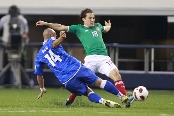 Otros que podrían mudar de club al terminar la Copa Oro son el también mexicano Andrés Guardado, el guatemaltco Marco Pappa y el estadounidense Michael Bradley.