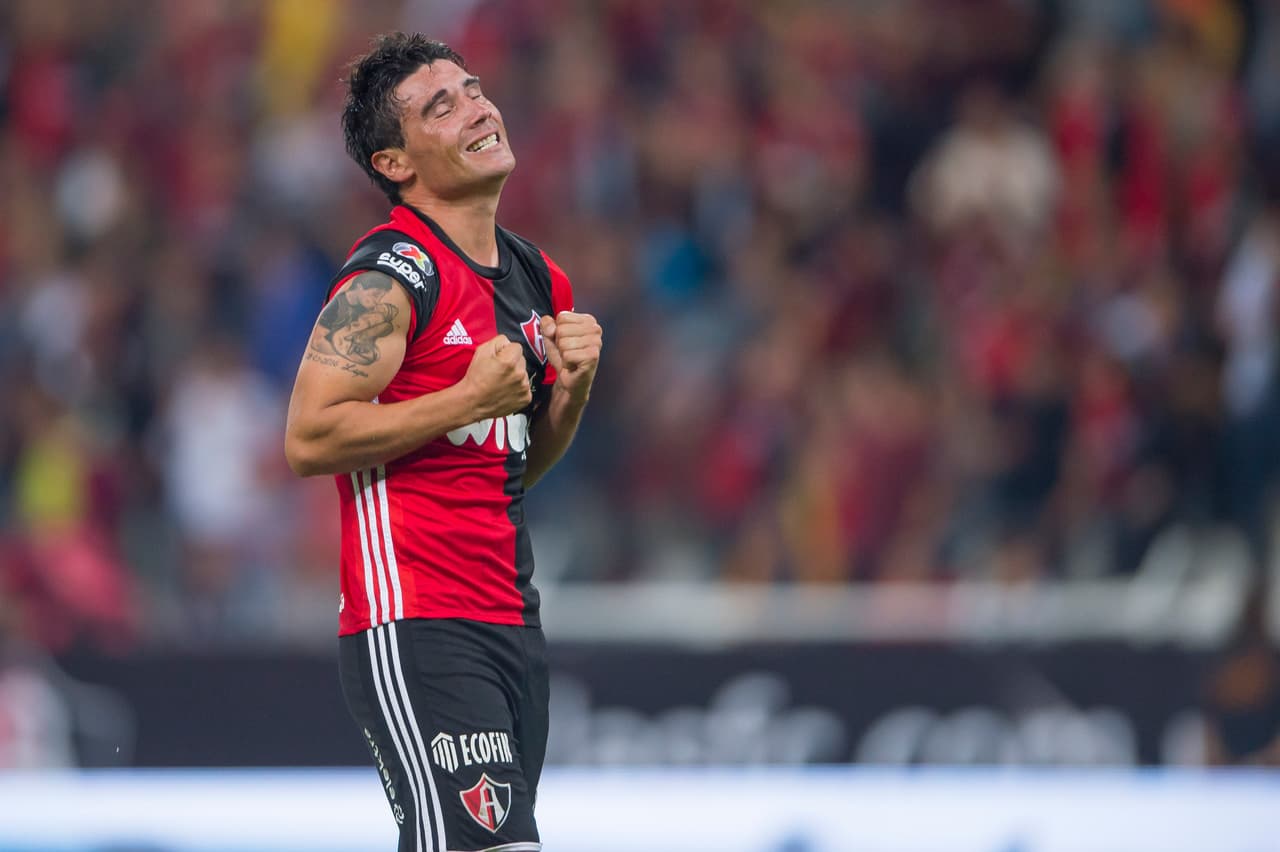 Alustiza salió de cambio casi al final del encuentro y recibió una gran ovación del público atlista. Se ha convertido en el símbolo del equipo