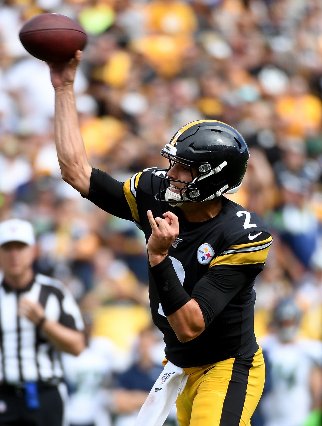 <b>Mason Rudolph </b>(Pittsburgh Steelers) |
<b>24 años</b> | 17 julio 1995 | Oportunidad inmejorable tras la lesión de Ben Roethlisberger quien estará fuera toda la temporada, ahora tendrá la oportunidad de su vida para reivindicar el camino de los Steelers rumbo a playoffs.