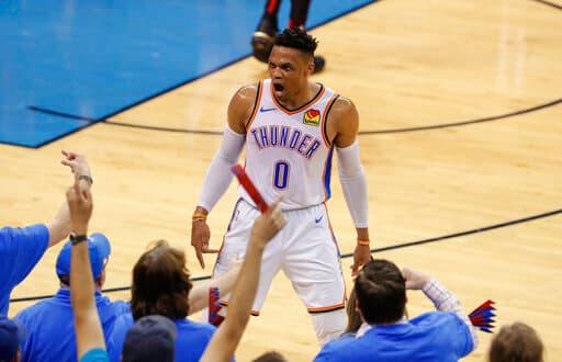 Esta reacción de Westbrook daba fe de su comienzo sólido, liderando a su equipo.