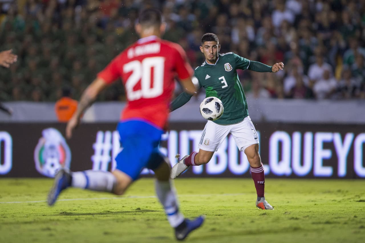 Pero a los 33 minutos empeató México. José Carlos van Rankin envía centro al hombre del Pachuca Víctor Guzmán y de volea conecta un sendo derechazo para batir a Navas en potente tiro. Golazo.