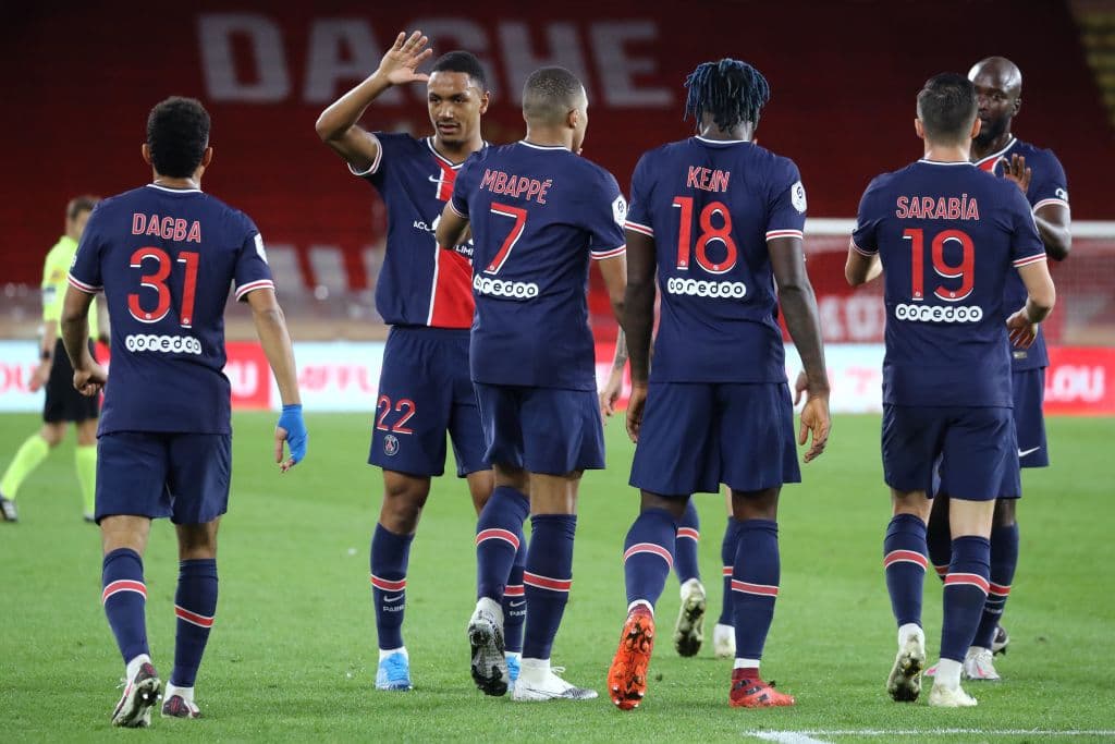 Kylian Mbappé (25’, 37’) puso al frente a los de Tuchel con doblete. Kevin Volland (52’, 65’) también marcó doblete para emparejar el cotejo. A los 84’ apareció Cesc Fàbregas para quedarse con el triunfo en el Estadio Luis II.