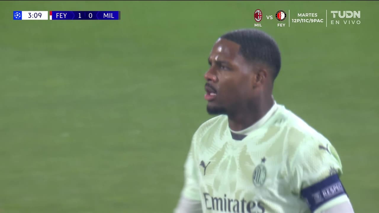 ¡Gol del Feyenoord! Maignan se come el gol y ya lo pierde el Milan