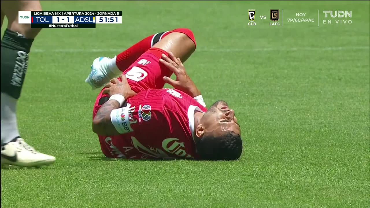 ¡TIRO ATAJADO! disparo por Vitinho.