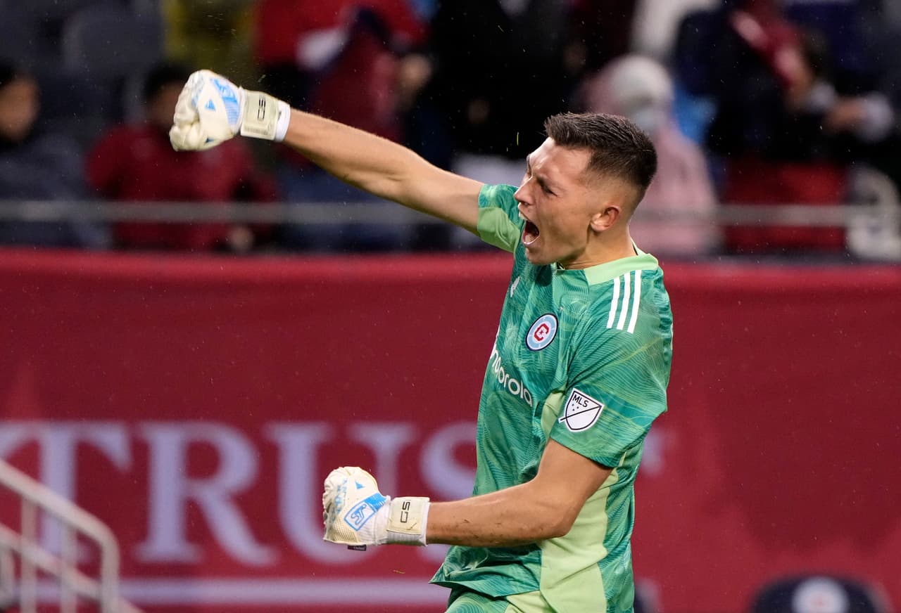 De la mano del joven portero Gabriel Slonina, Chicago Fire sigue invicto tras disputar cuatro encuentros de temporada regular 2022.
<br>