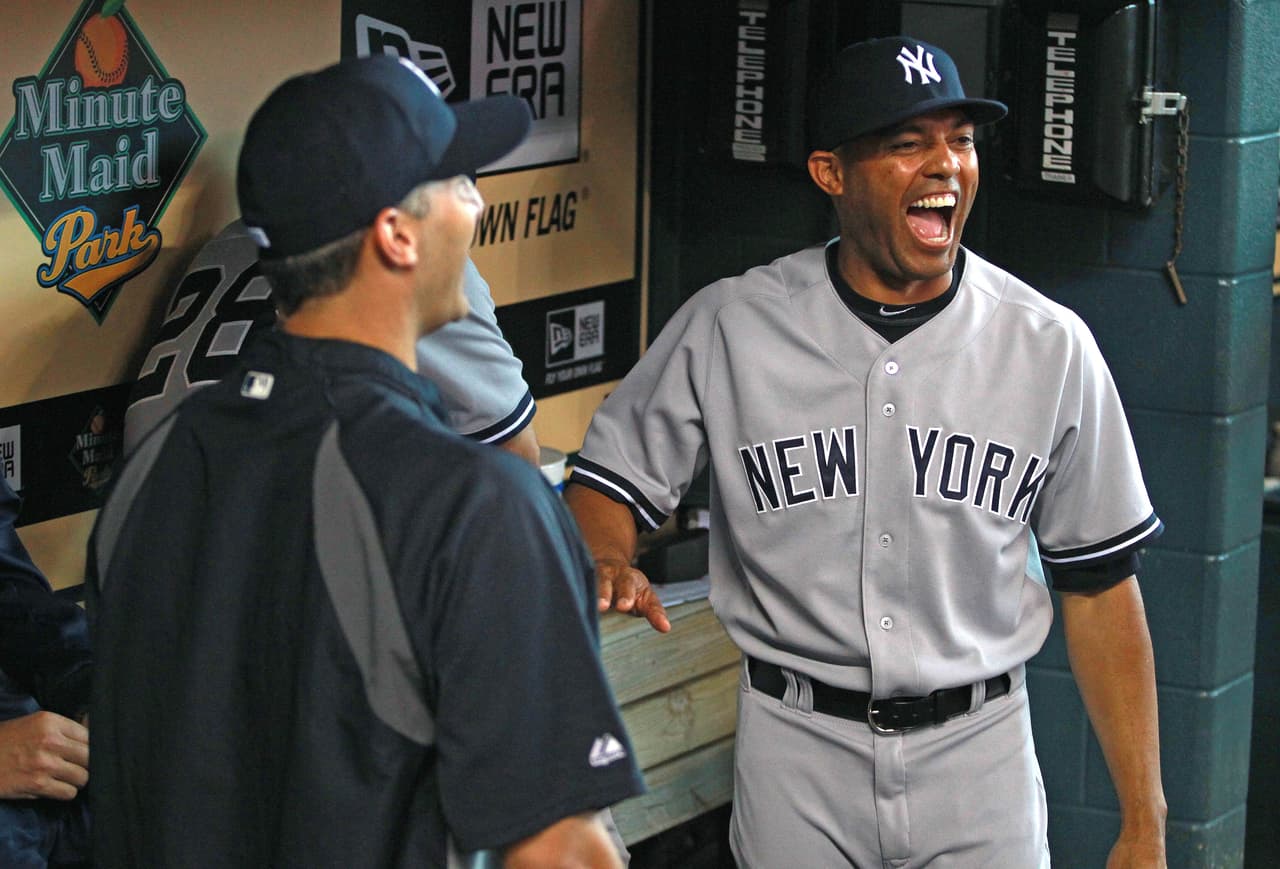 Pero esa es la punta del iceberg. Con su 0.70 de efectividad, Mariano tiene el ERA más bajo de todos los tiempos en Playoffs, tuvo un total de 141 innings en Postemporada.