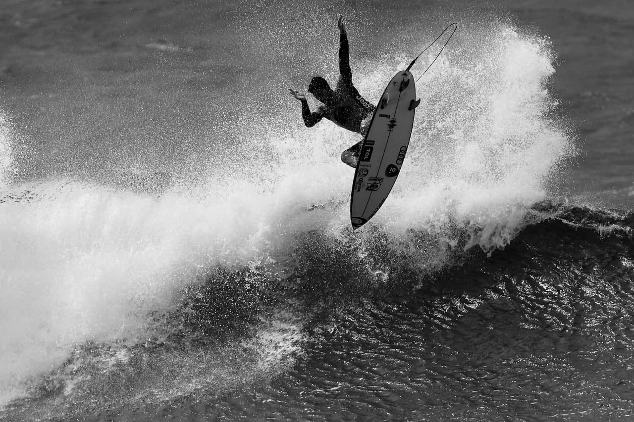 El surf vive una competencia con sus grandes figuras en el Quiksilver Pro and Boost Mobile Pro Gold Coast en Australia, dando muestras de exigencia y espectáculo, cualidades que le dieron un lugar en los Olímpicos de Tokio 2020.