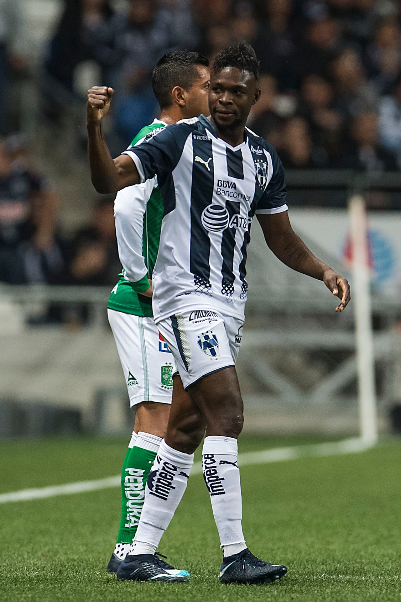 La fiesta comenzó con un tanto de Avilés Hurtado al minuto 16 y a partir de ese momento, la hegemonía de los locales fue total.