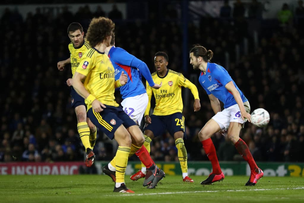El Arsenal deja en el camino al Portsmouth 0-2 con goles de Papastathopoulos y Nketiah y avanza en la 5ta ronda de la FA Cup.