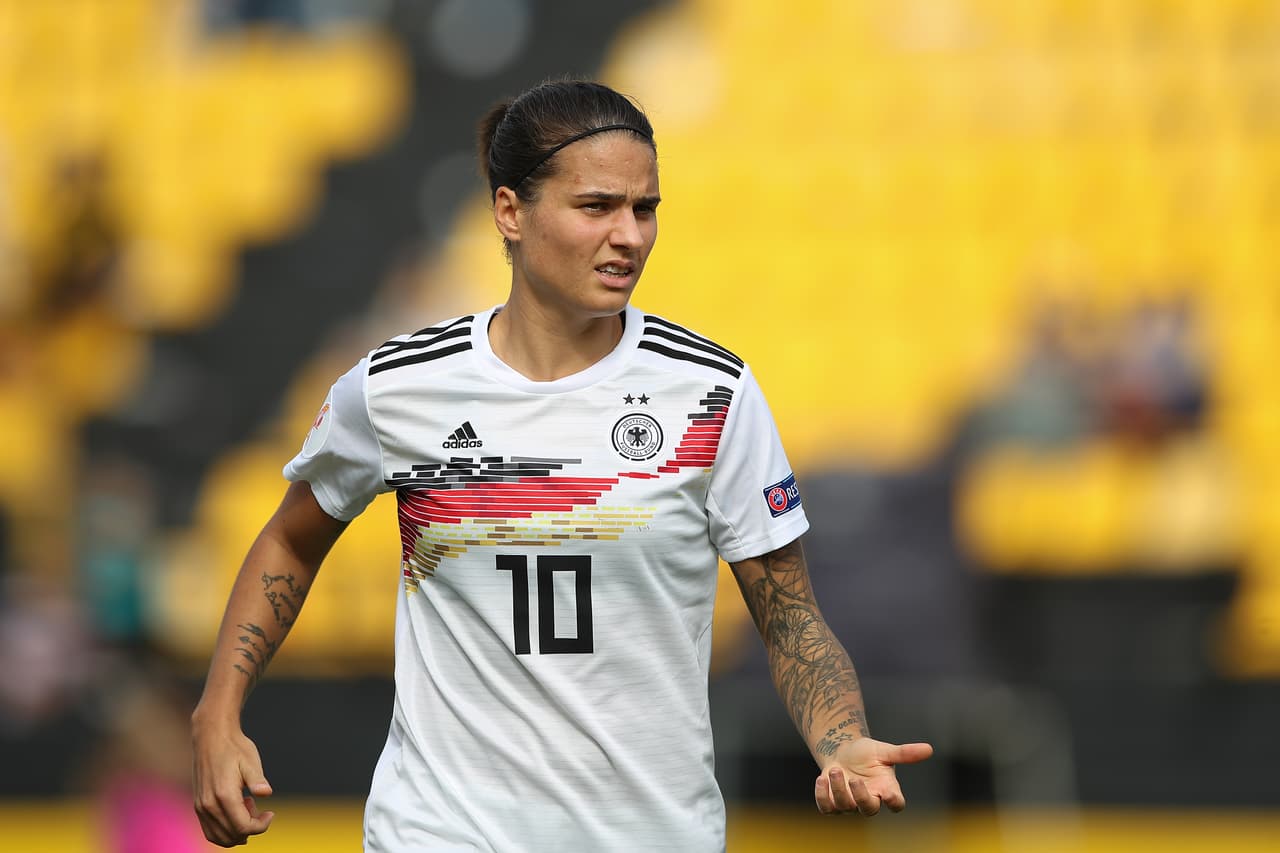 Dzsenifer Marozsan, alemana, tiene 27 años y juega para el Olympique Lyonnais.