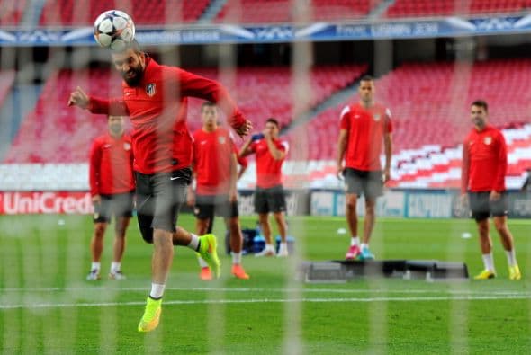 También el Atlético contó con todos jugadores en el entrenamiento.